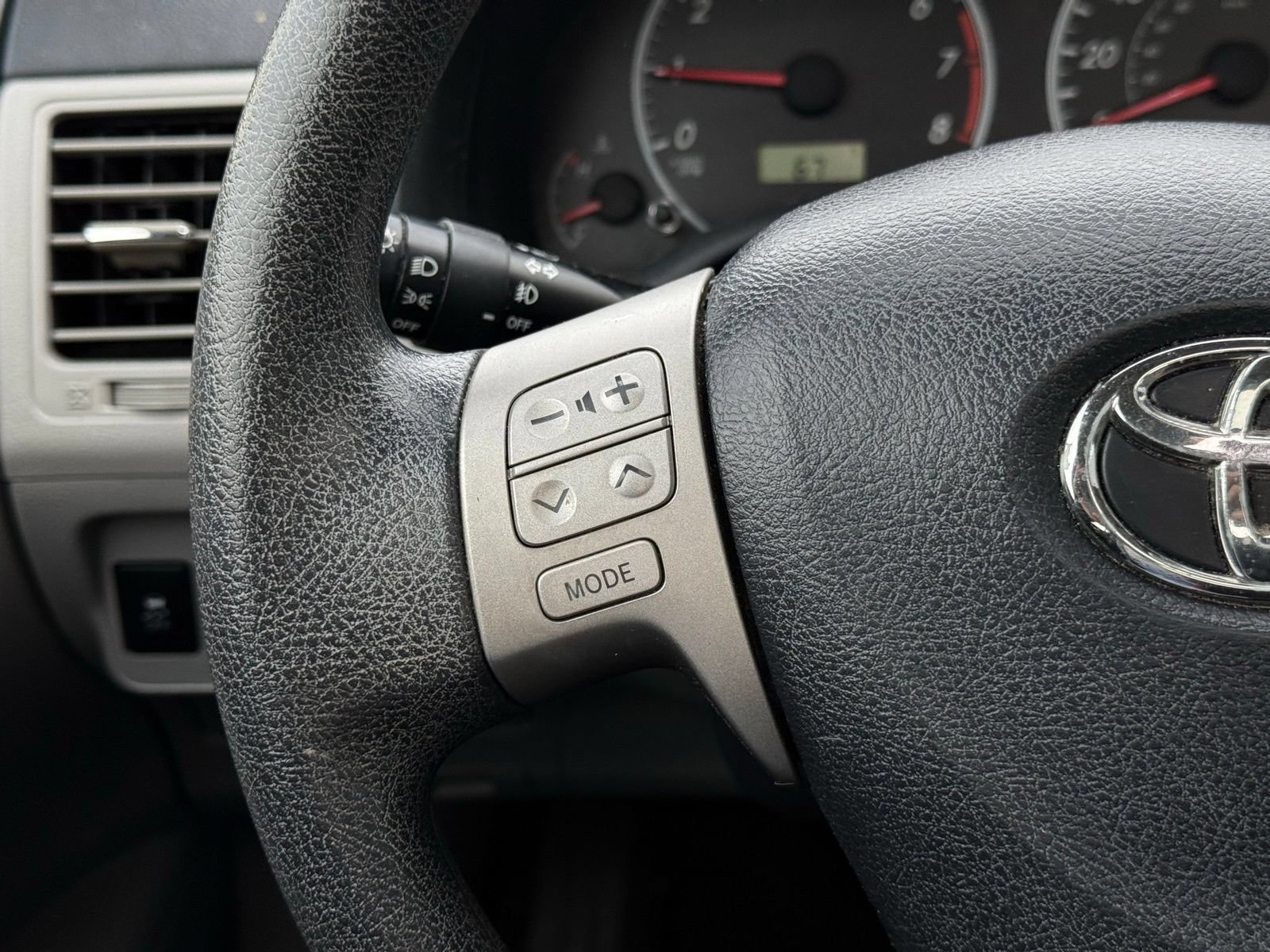 Used 2012 Toyota Corolla LE w/ Premium Pkg FWD image 24