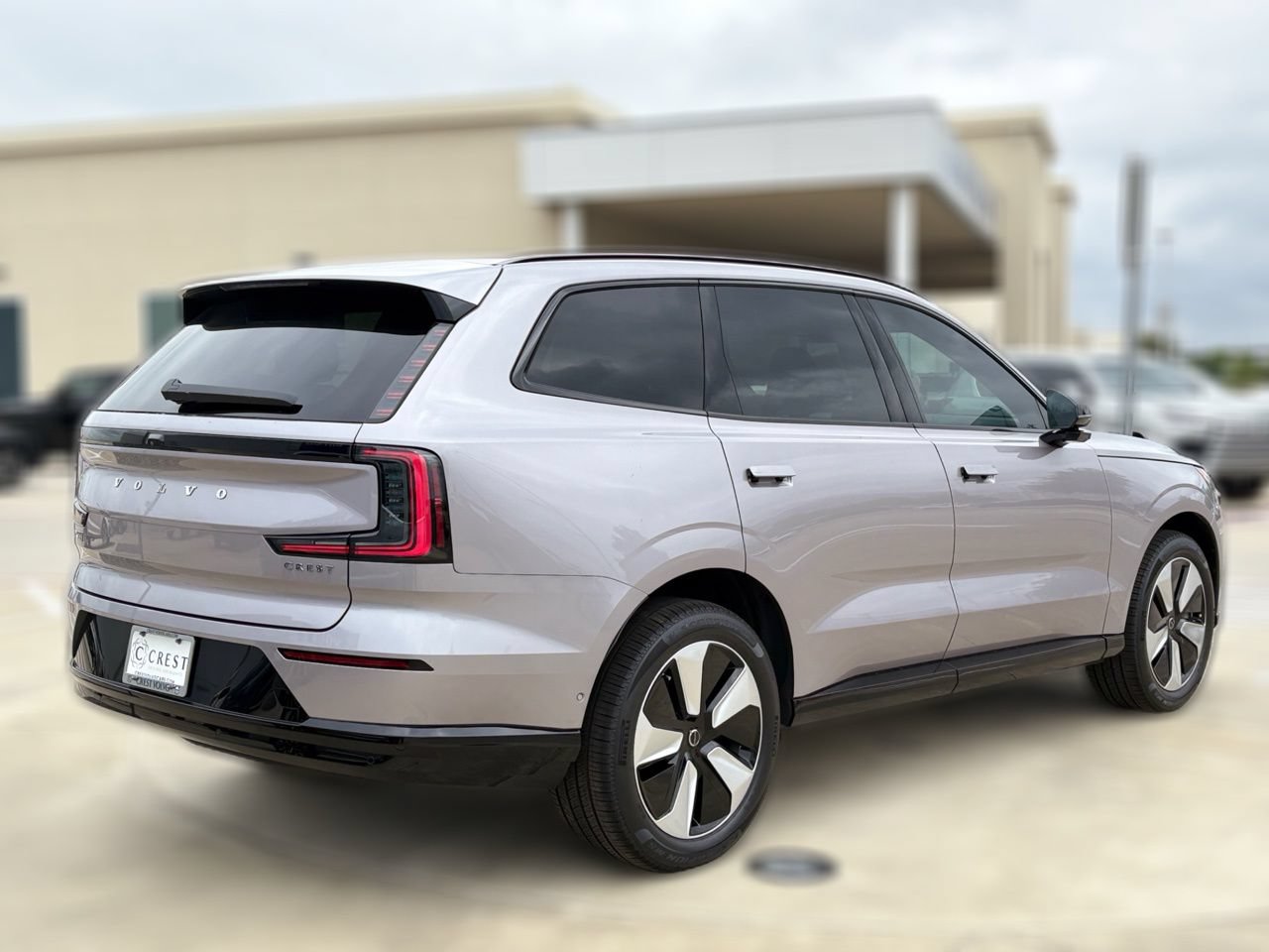New 2026 Volvo EX90 Plus RWD image 4