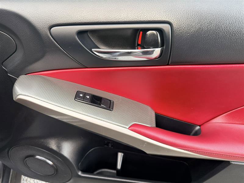 Used 2015 Lexus IS 250 image 16