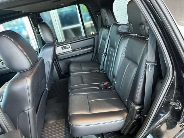 Used 2017 Ford Expedition Limited w/ Equipment Group 301A AWD/4WD image 24