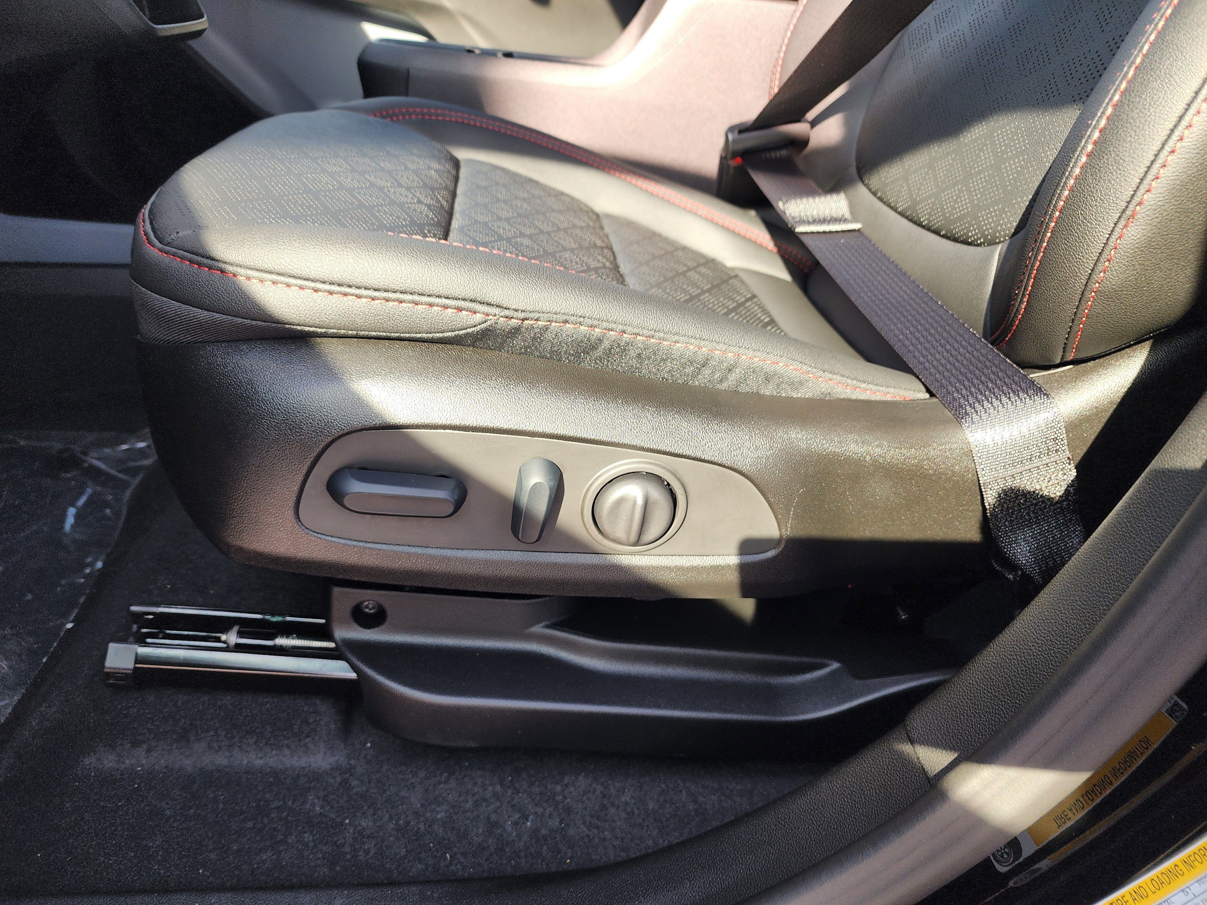 New 2027 Chevrolet Bolt RS w/ Technology Package image 26