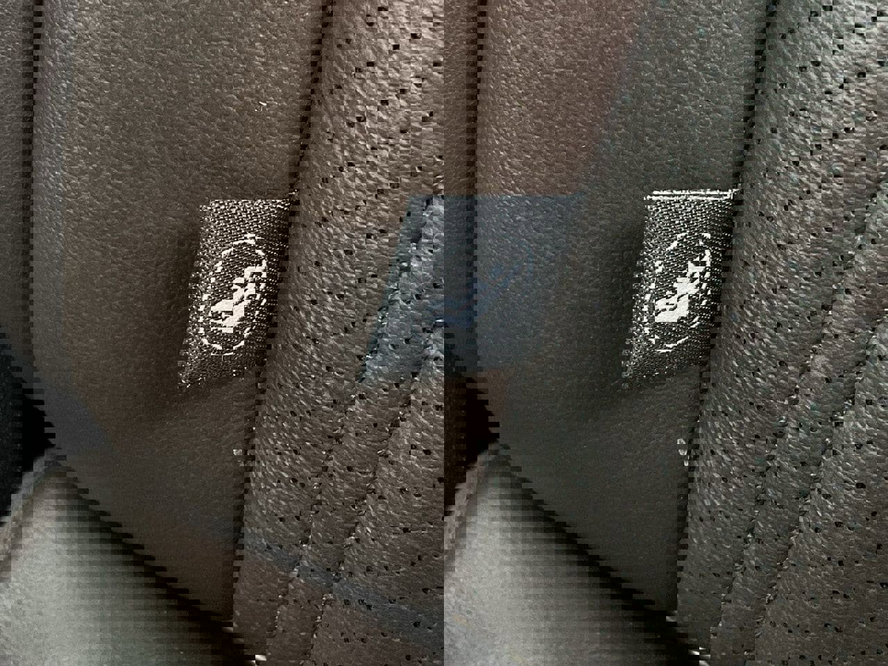 Used 2017 INFINITI QX60 FWD w/ Deluxe Technology Package image 16