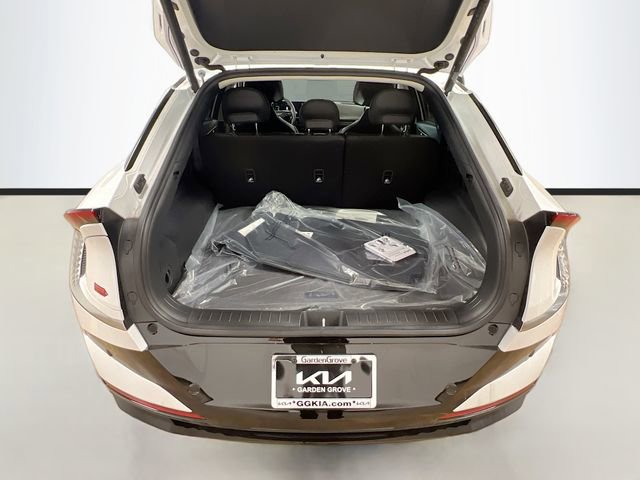 New 2025 Kia EV6 Wind image 25