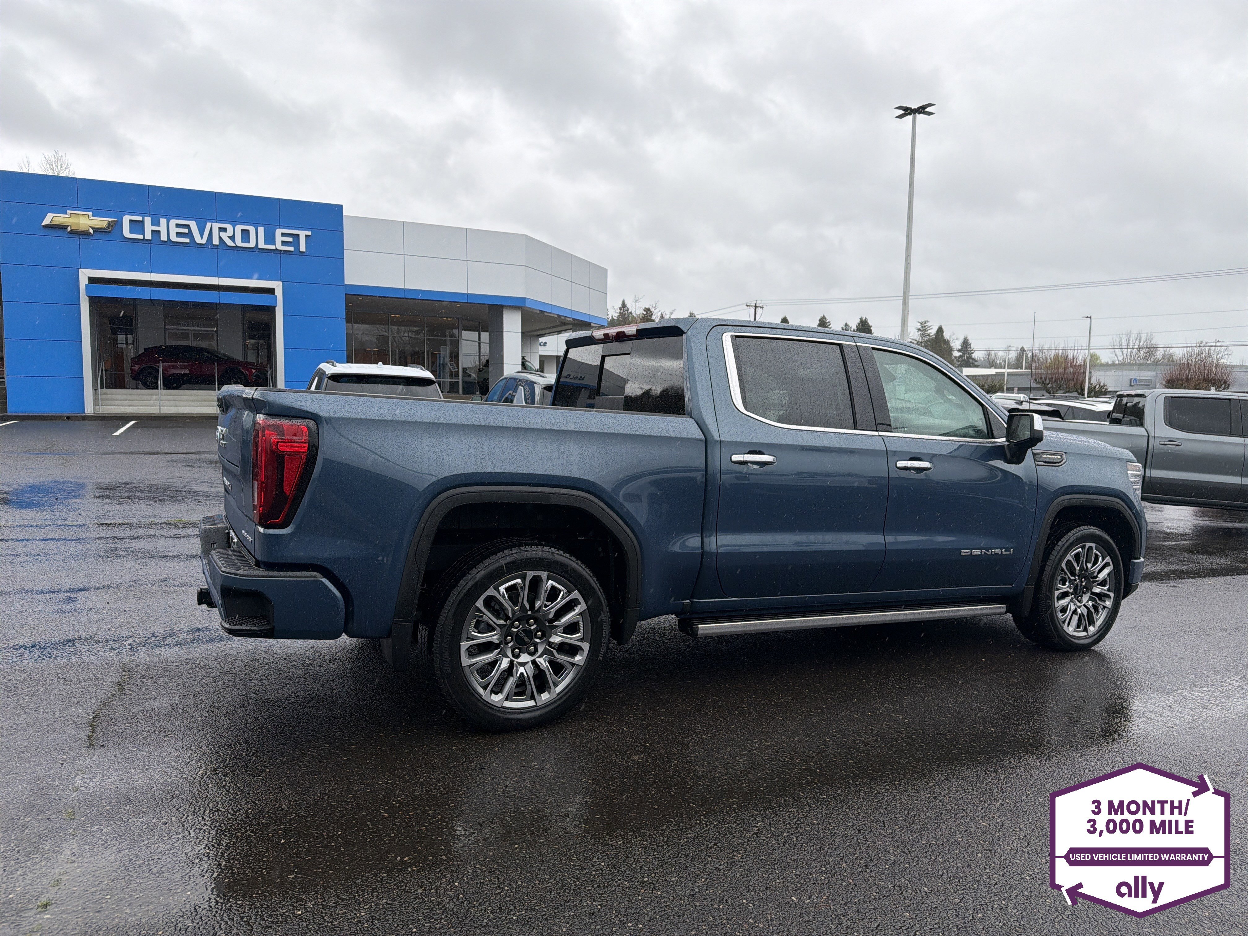 Used 2024 GMC Sierra 1500 Denali Ultimate image 6