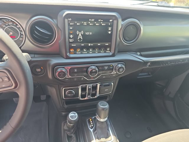 Used 2023 Jeep Wrangler Unlimited Sport w/ Sun And Sound Package AWD/4WD image 20