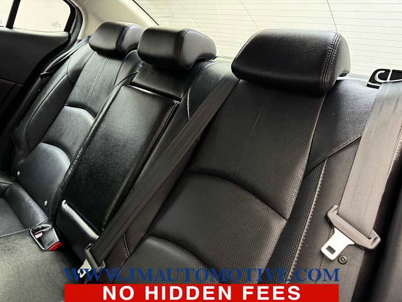 Used 2018 MAZDA MAZDA3 Grand Touring w/ Premium Equipment Package FWD image 16
