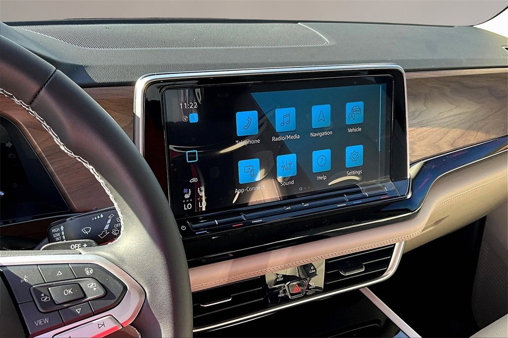 New 2026 Volkswagen Atlas SE image 6