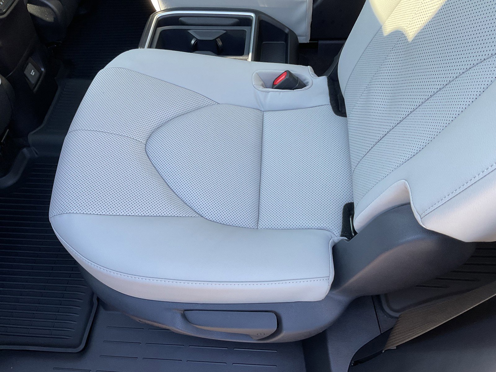 Used 2026 Toyota Grand Highlander Limited image 22