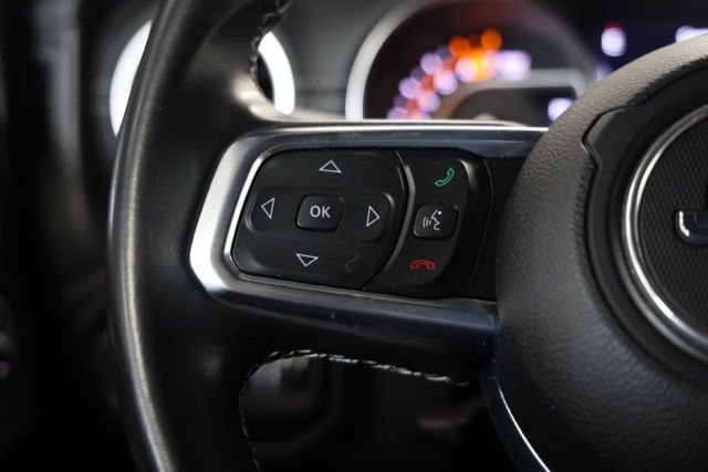 Used 2022 Jeep Wrangler Unlimited Sahara w/ LED Lighting Group AWD/4WD image 29