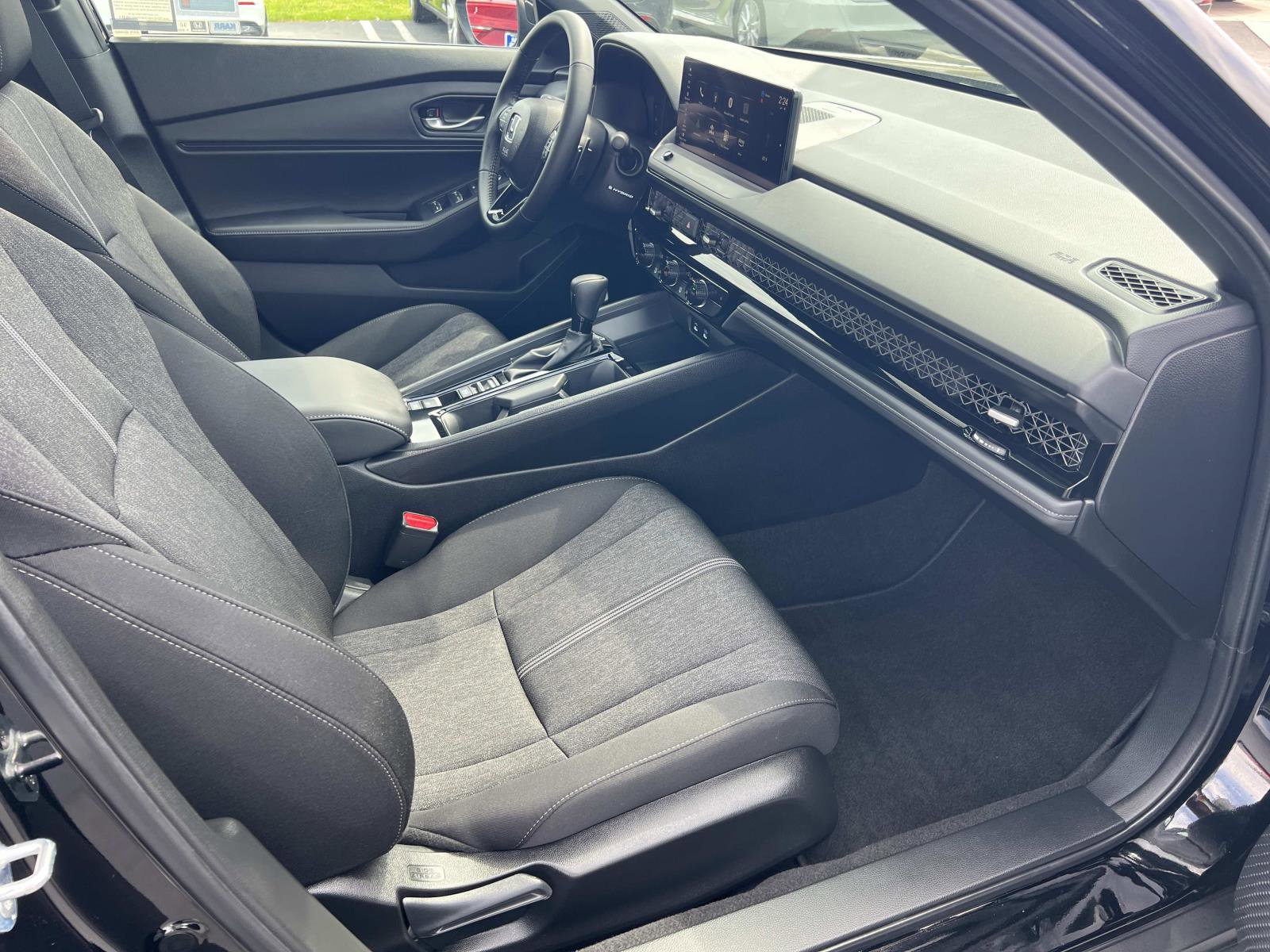 Certified 2025 Honda Accord Sport image 31