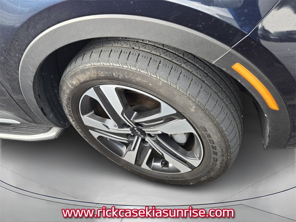 Used 2023 Kia Sorento SX Prestige image 5