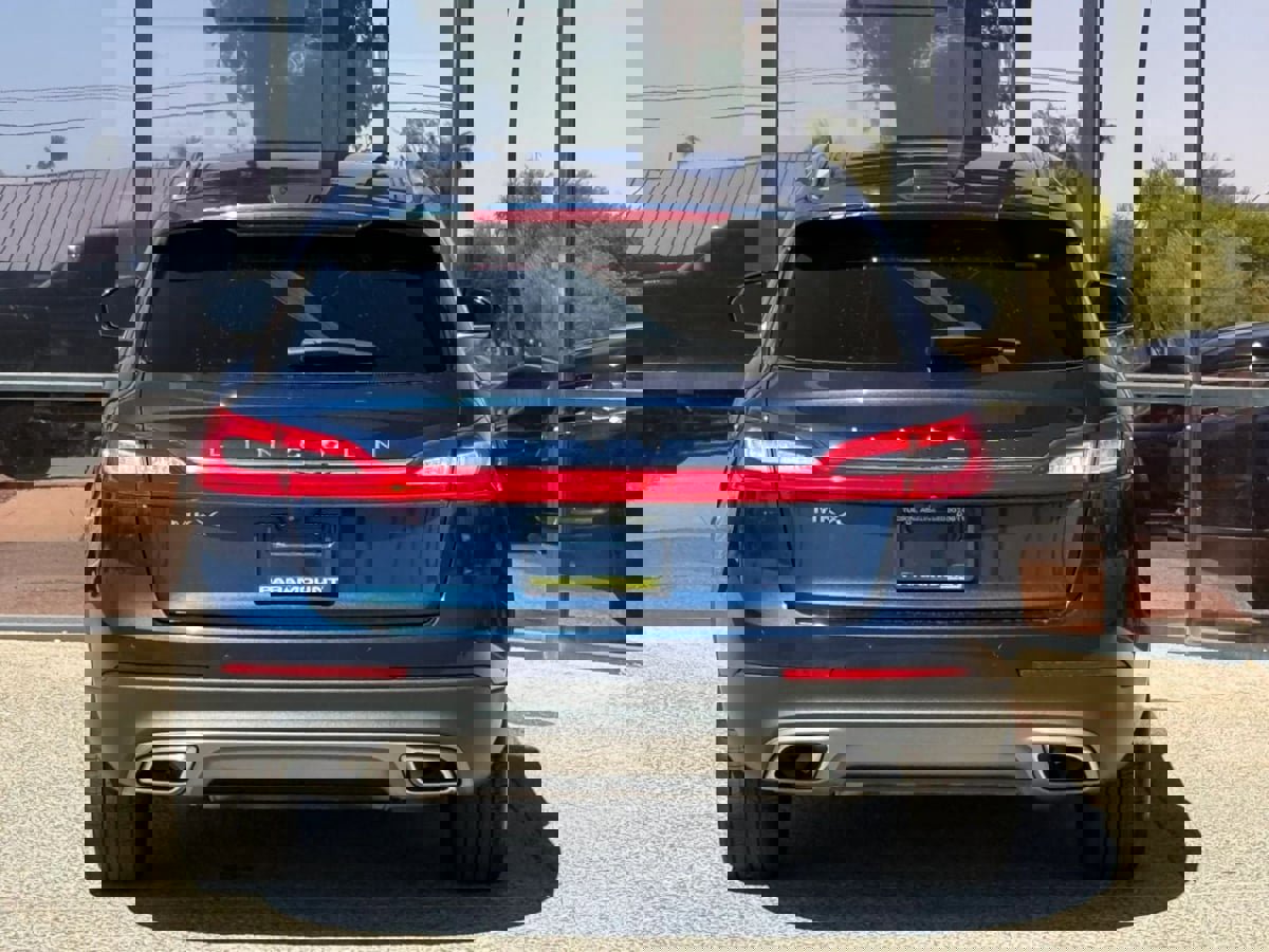 Used 2017 Lincoln MKX Reserve image 9