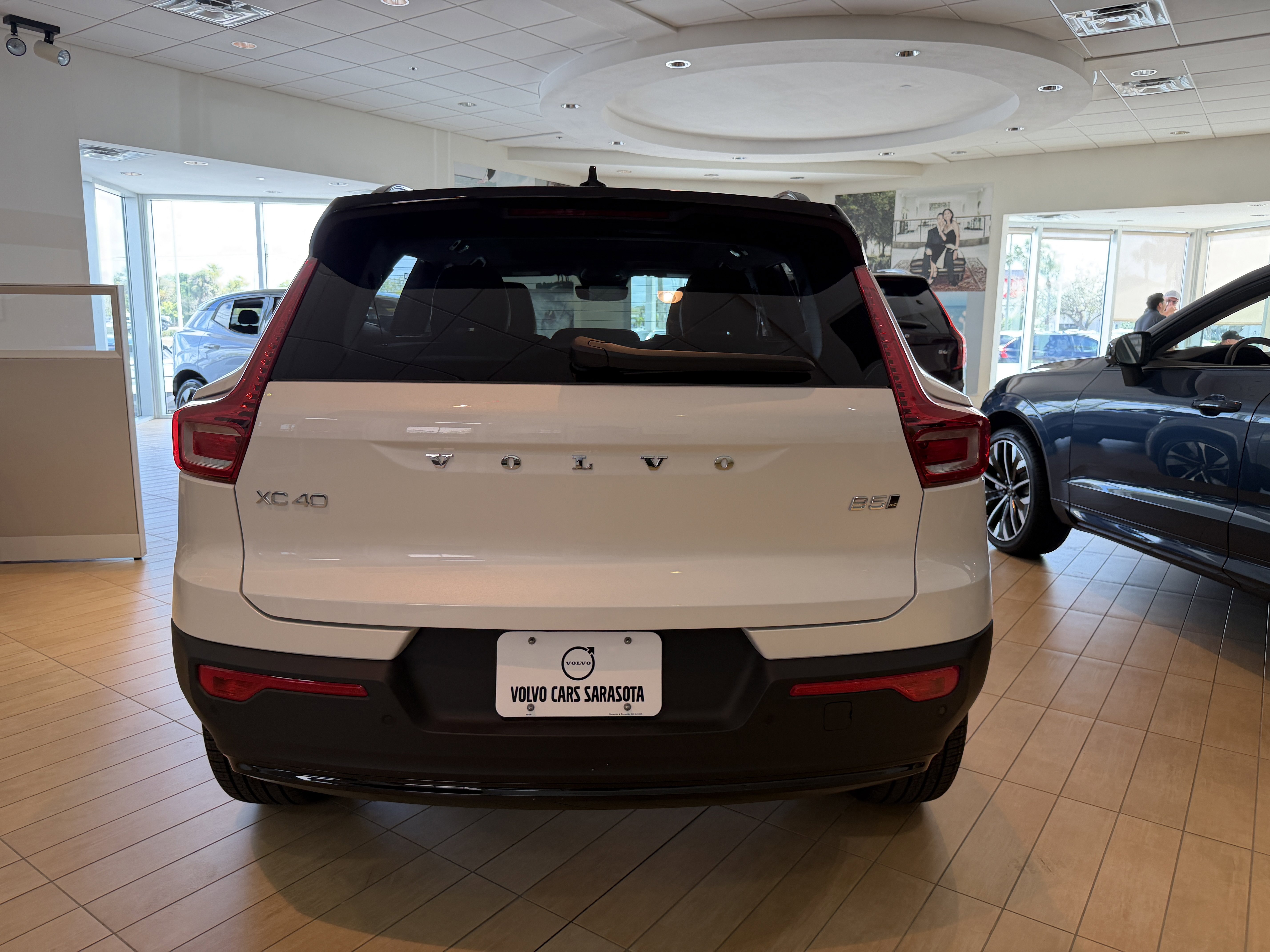 New 2026 Volvo XC40 B5 Ultra w/ Protection Package image 3