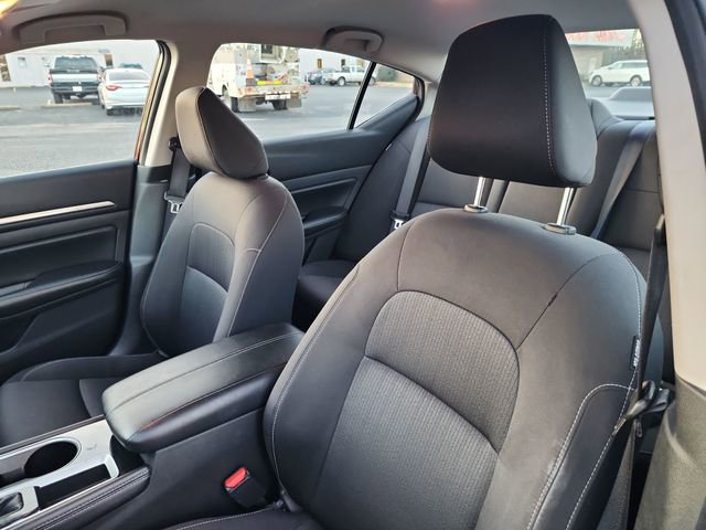 Used 2023 Nissan Altima 2.5 SV image 11