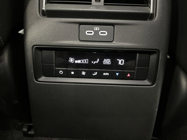 Used 2024 MAZDA CX-90 Plug-In Hybrid w/ Preferred image 33