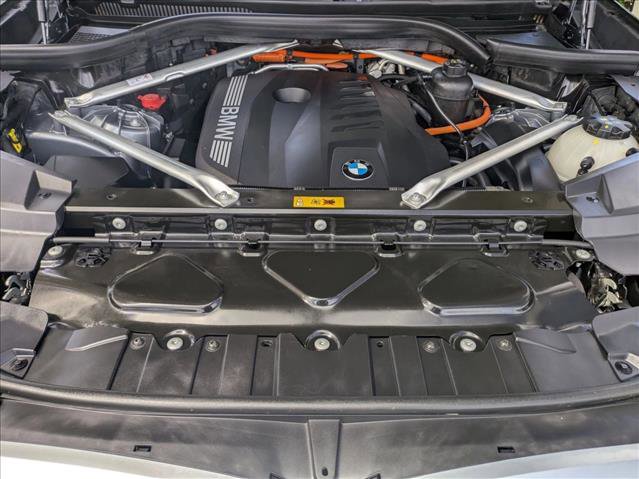 Used 2025 BMW X5 xDrive50e image 21
