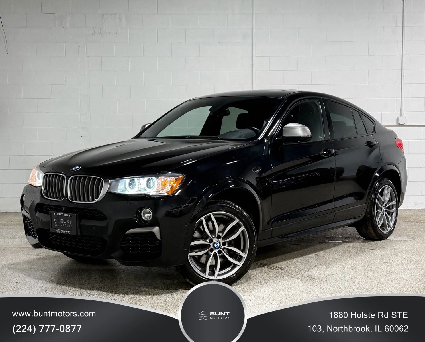 Used 2018 BMW X4 M40i image 1