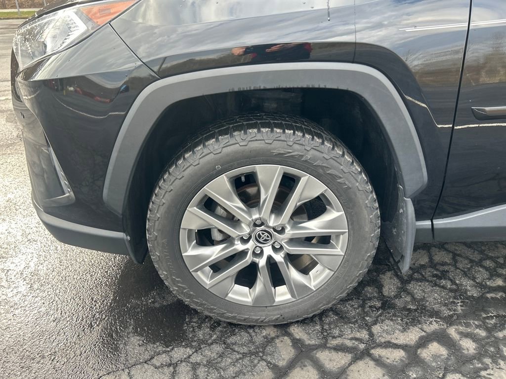 Certified 2020 Toyota RAV4 Limited image 29