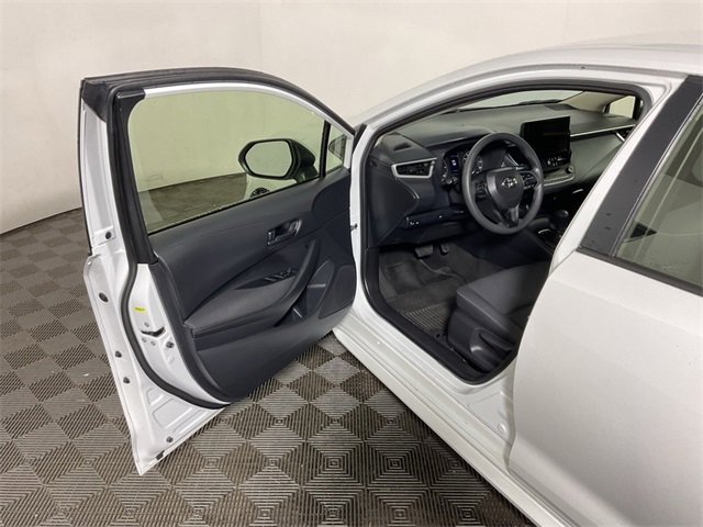 Used 2024 Toyota Corolla LE image 17