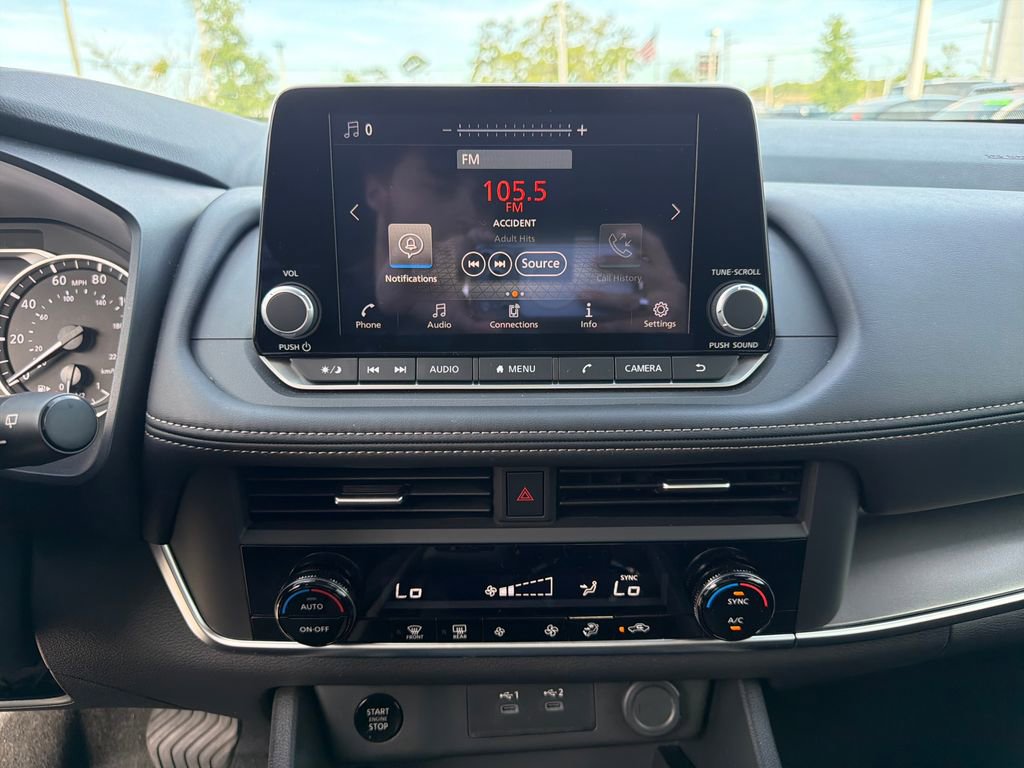 Certified 2026 Nissan Rogue SV FWD image 32