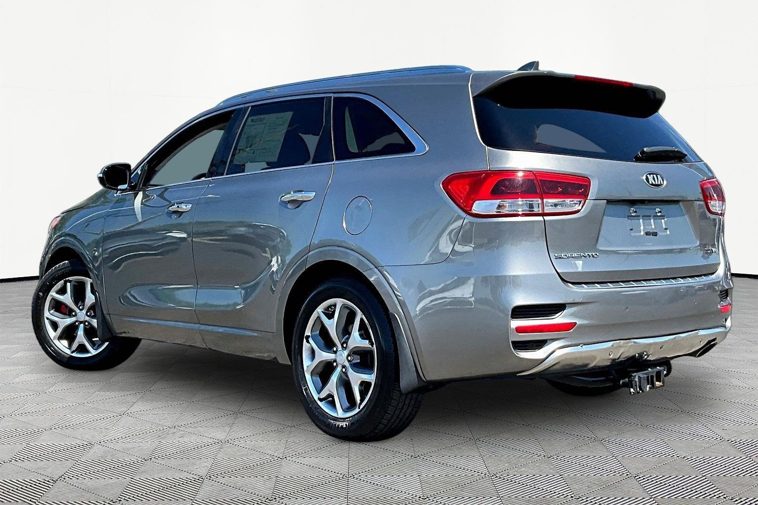 Used 2018 Kia Sorento SX AWD/4WD image 4