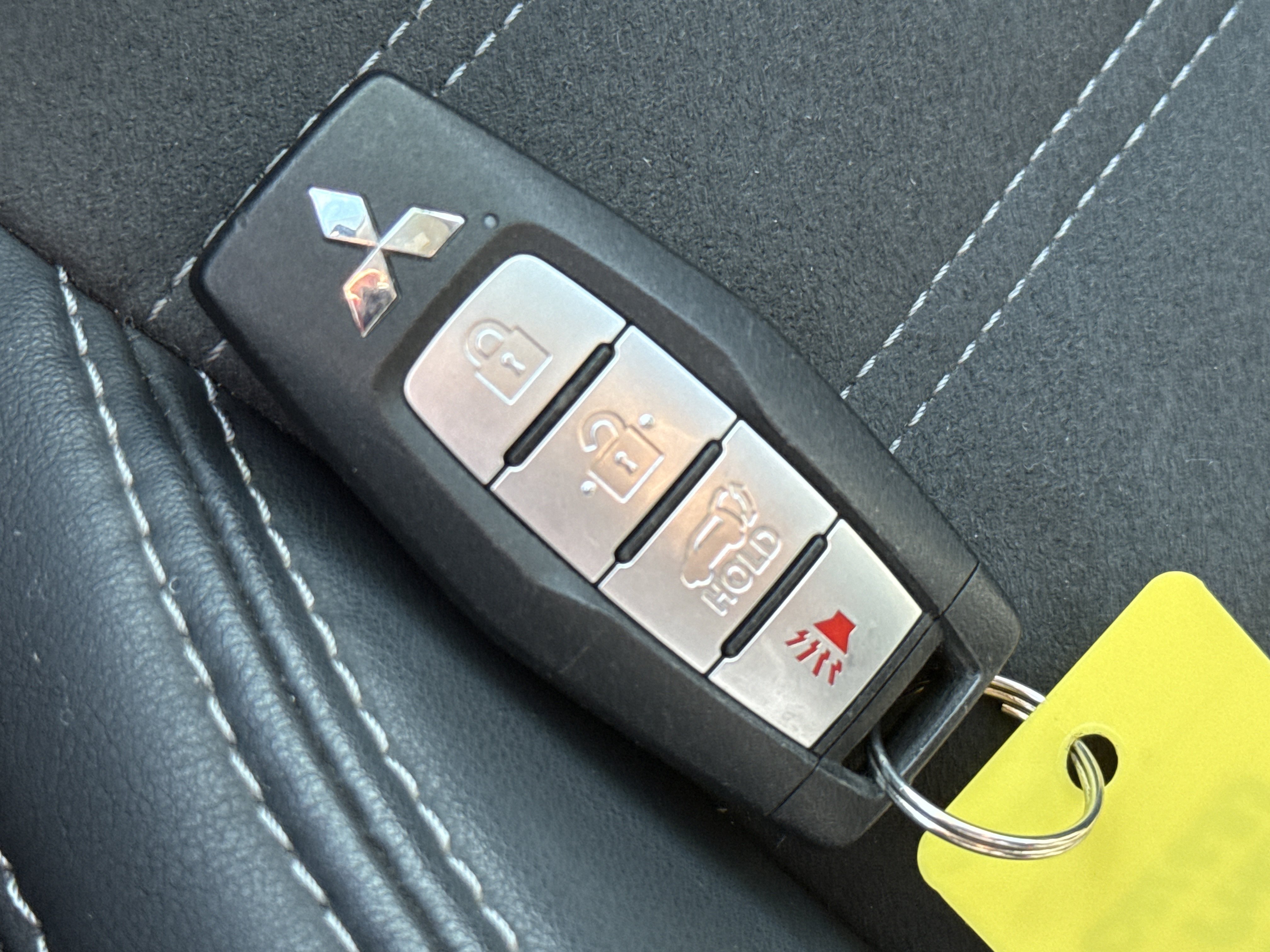 Used 2023 Mitsubishi Outlander SE AWD/4WD image 30