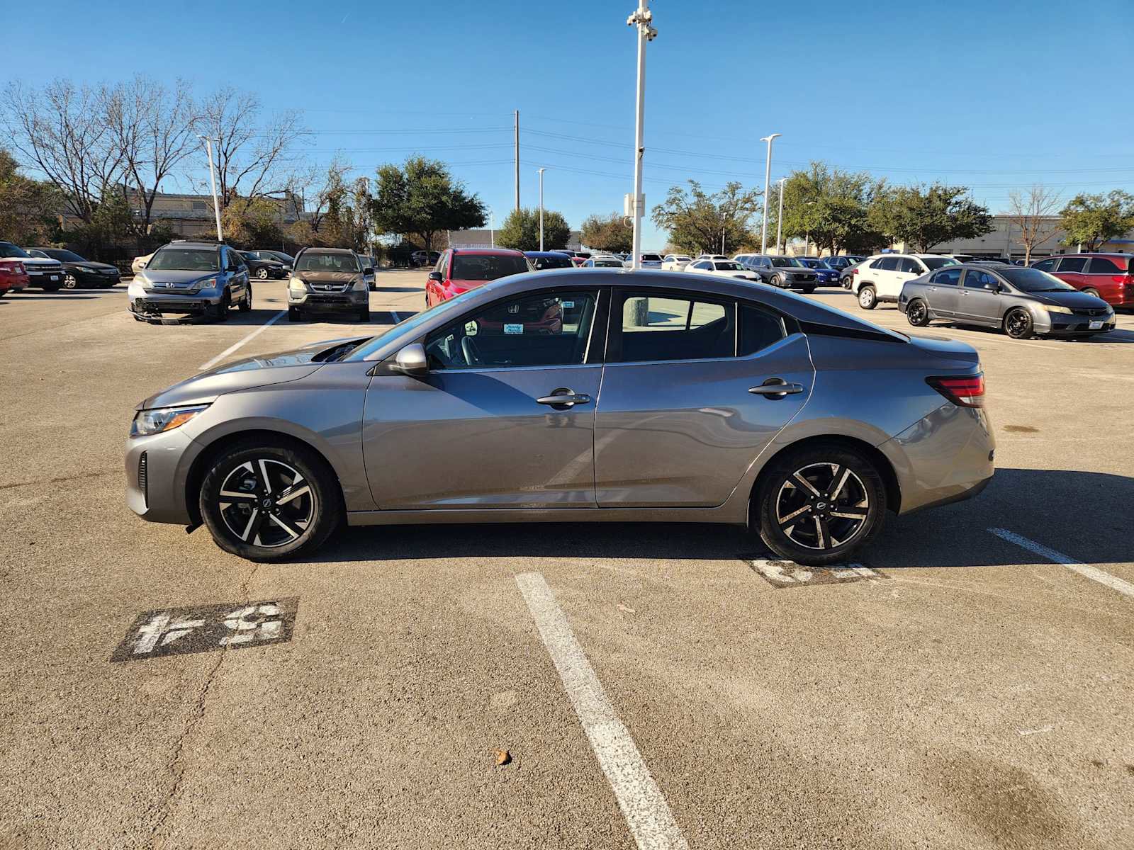 Used 2024 Nissan Sentra SV image 4