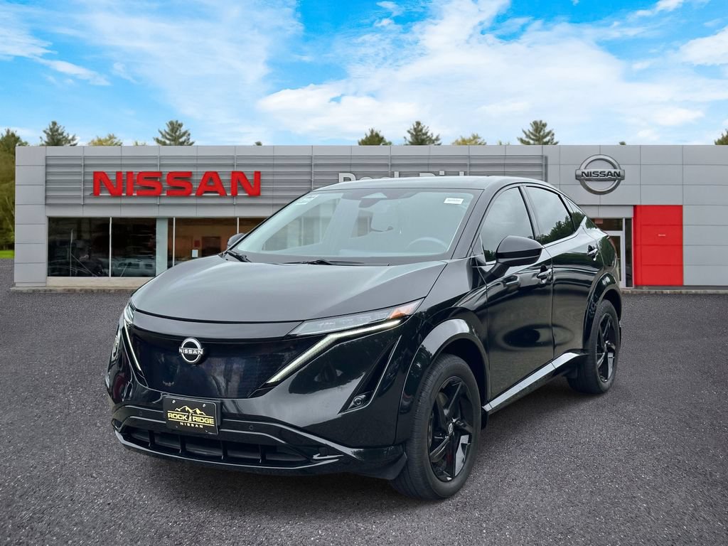 Used 2024 Nissan Ariya AWD image 2