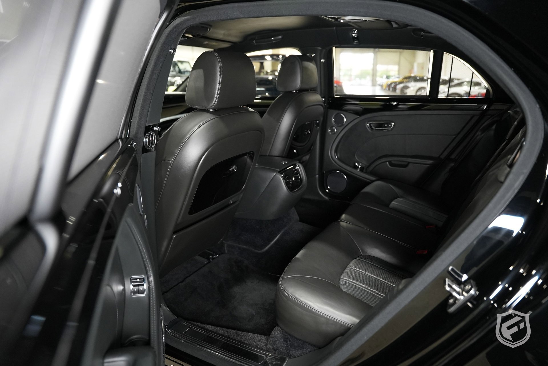 Used 2012 Bentley Mulsanne RWD image 40