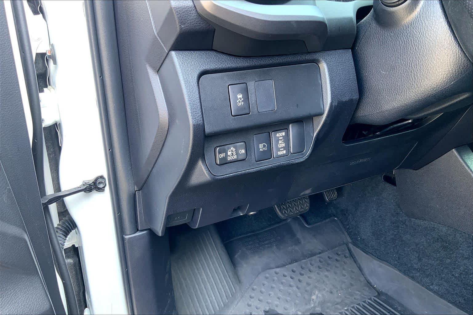 Certified 2023 Toyota Tacoma TRD Sport AWD/4WD image 35