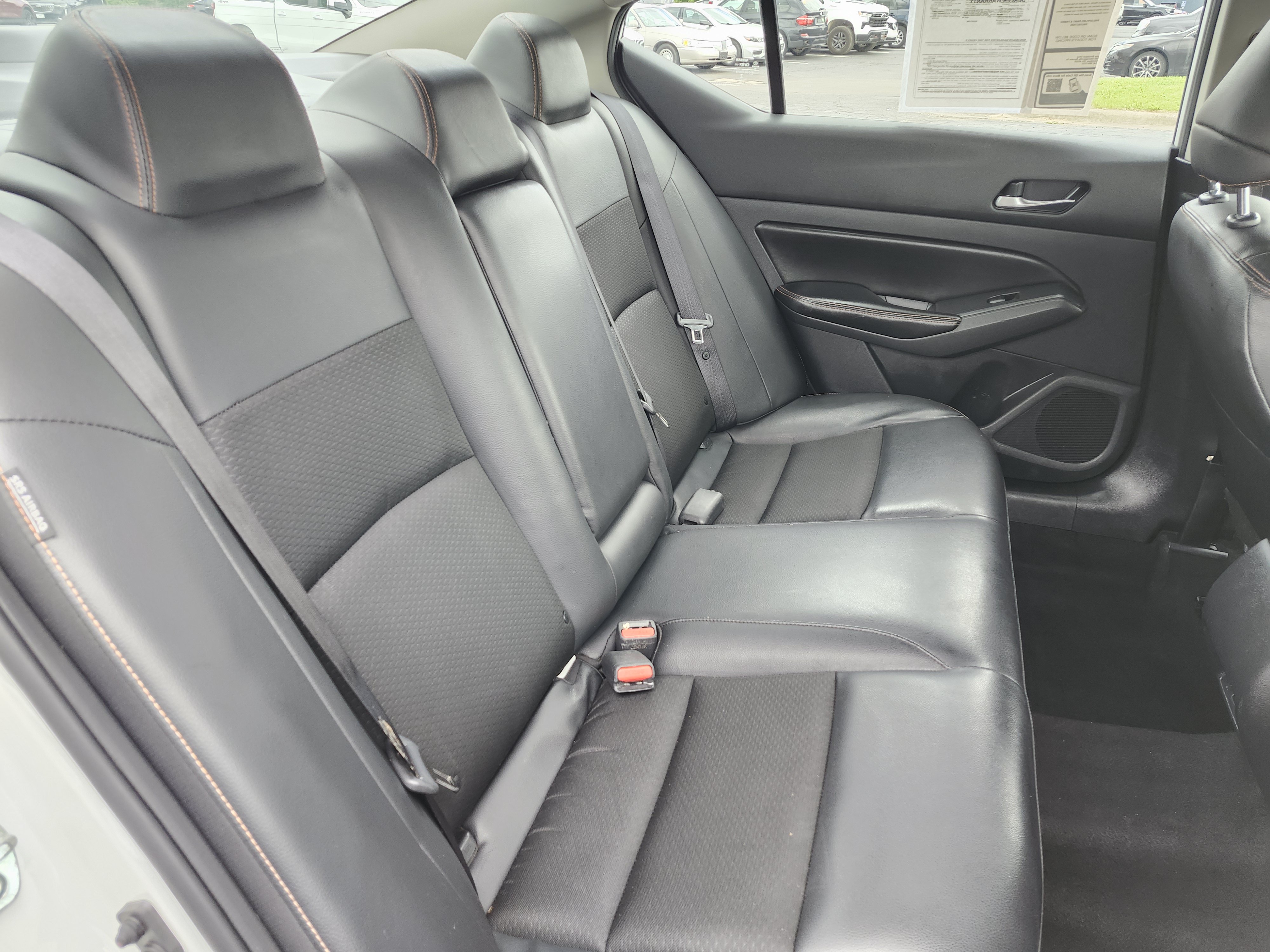Used 2022 Nissan Altima 2.5 SR FWD image 14