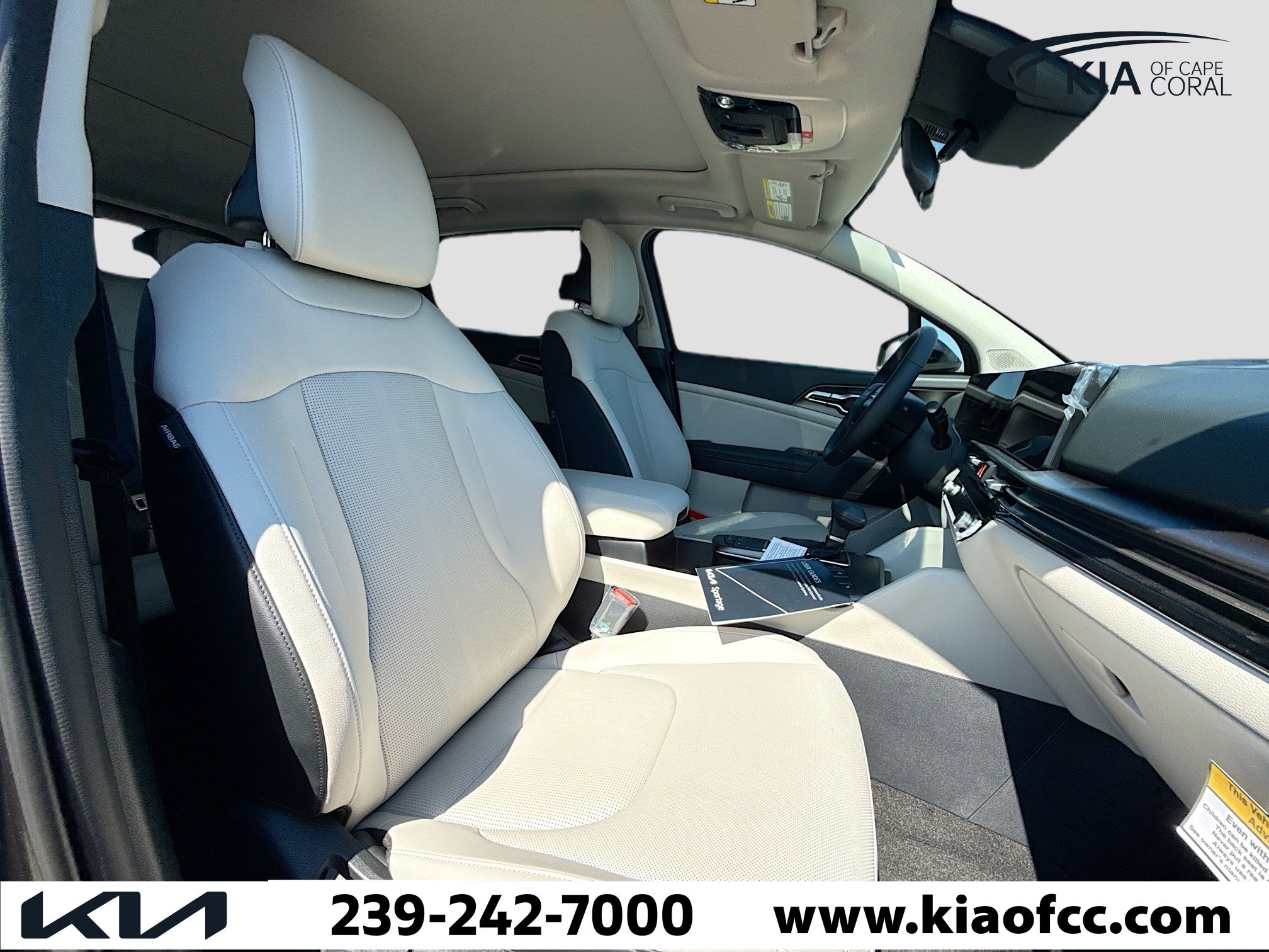 New 2026 Kia Sportage EX w/ EX Panorama Roof Package image 15