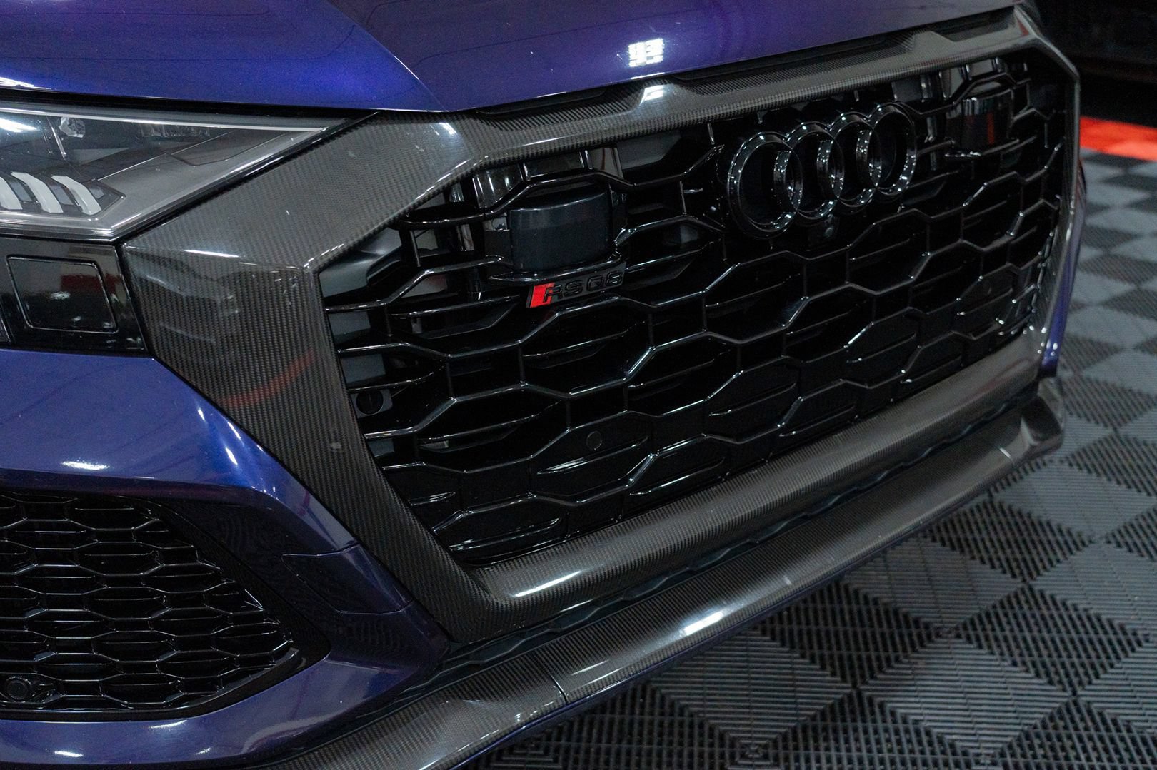 Used 2023 Audi RS Q8 AWD/4WD image 16