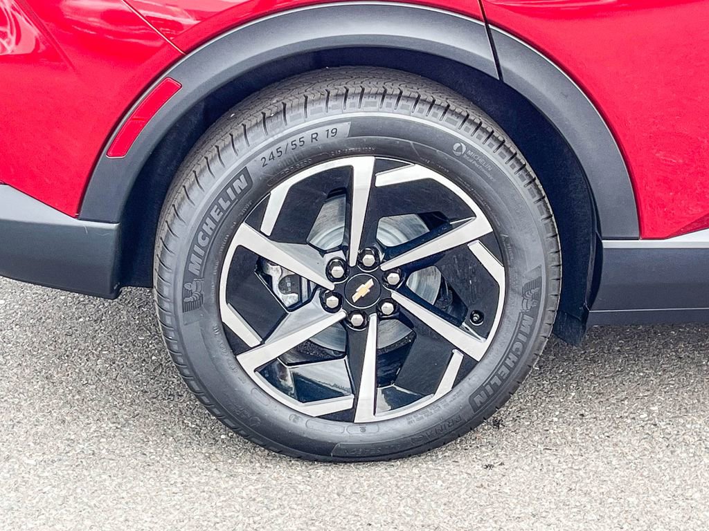 New 2026 Chevrolet Equinox EV LT image 10