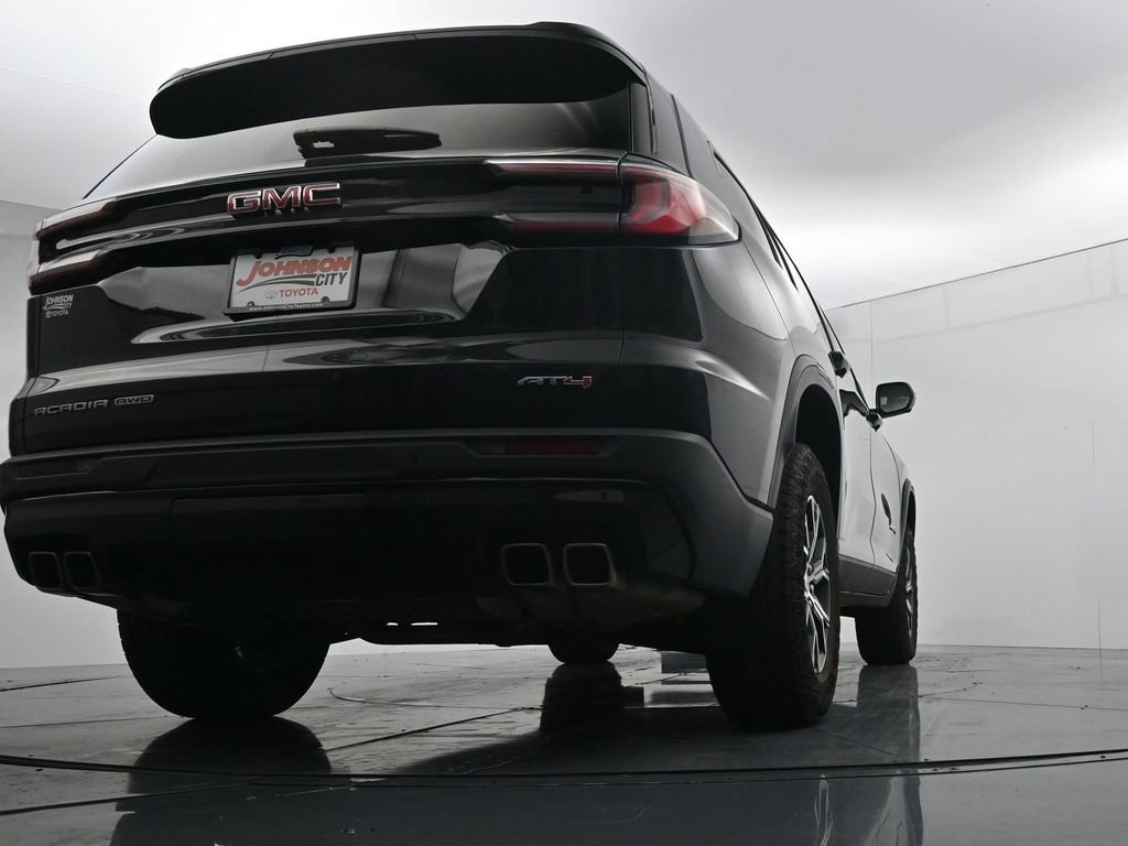 Used 2024 GMC Acadia AT4 w/ Luxury Package AWD/4WD image 32