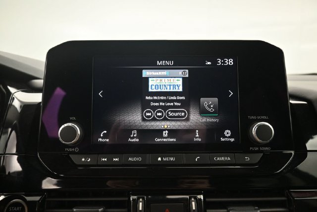 Used 2024 Nissan Pathfinder SV AWD/4WD image 13