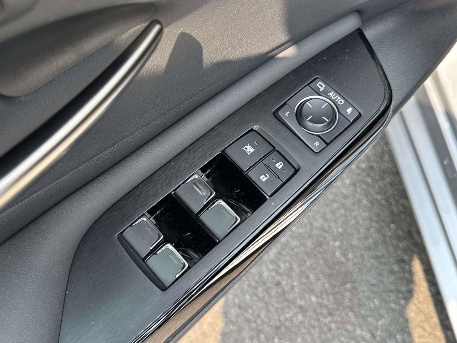Used 2022 Lexus ES 350 w/ Premium Package FWD image 17