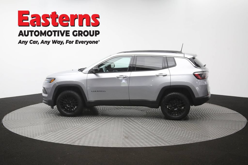 Used 2022 Jeep Compass Latitude AWD/4WD image 59