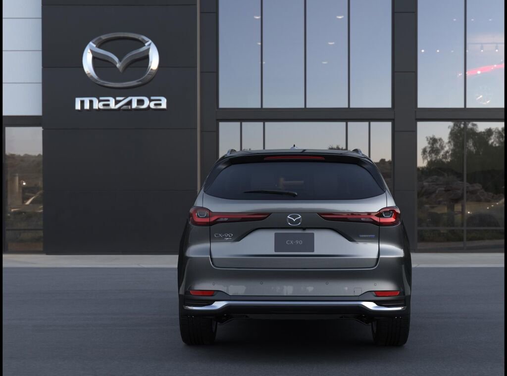 New 2026 MAZDA CX-90 Plug-In Hybrid w/ Premium Plus image 4