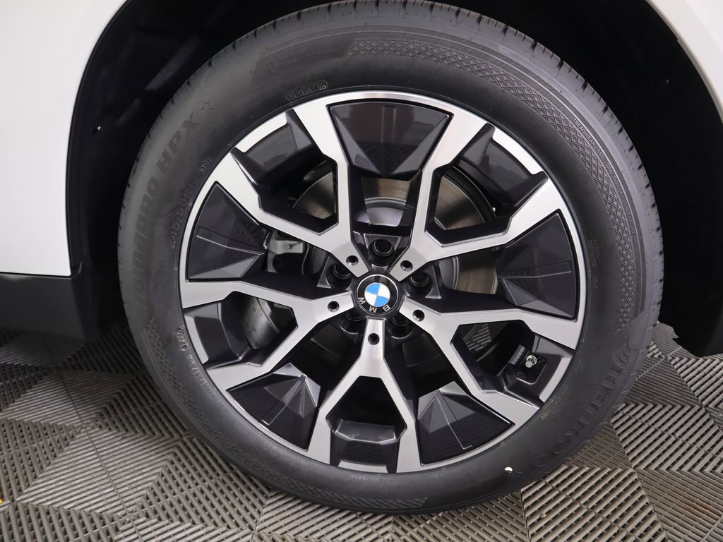 Certified 2025 BMW X3 xDrive30i w/ Convenience Package image 32