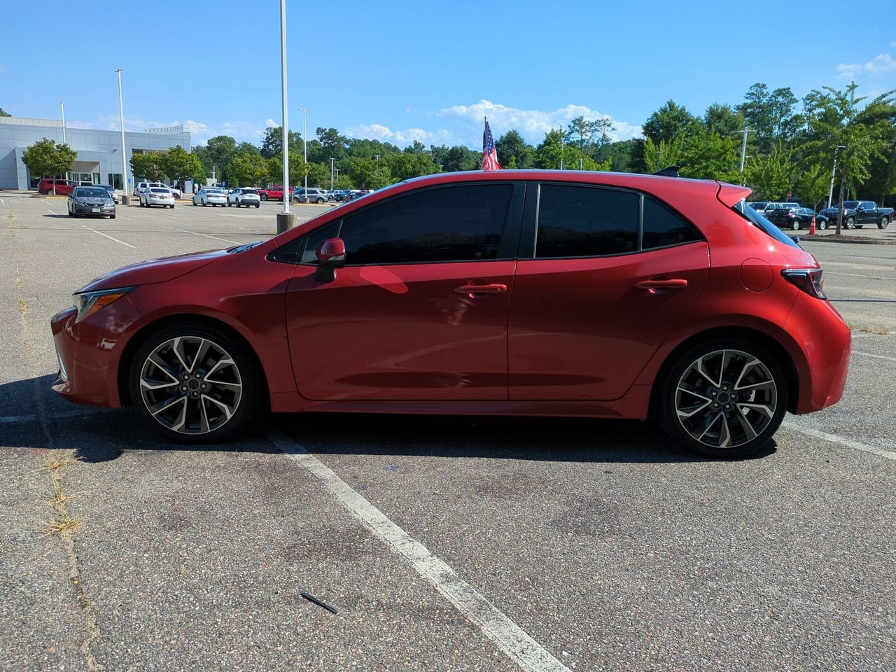 Used 2019 Toyota Corolla XSE FWD image 7