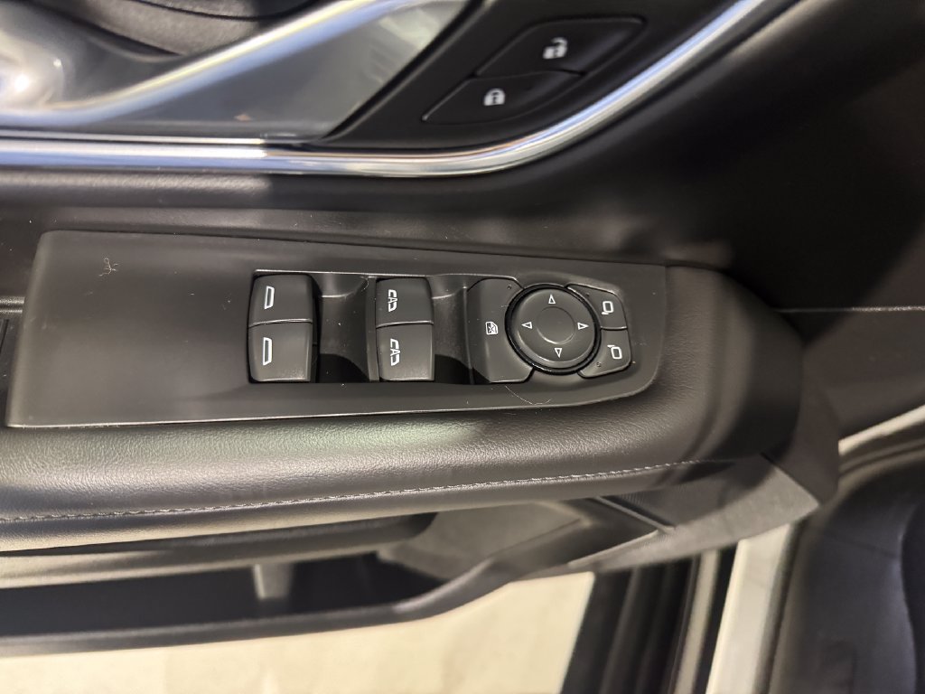 Used 2023 Chevrolet Tahoe LS AWD/4WD image 18
