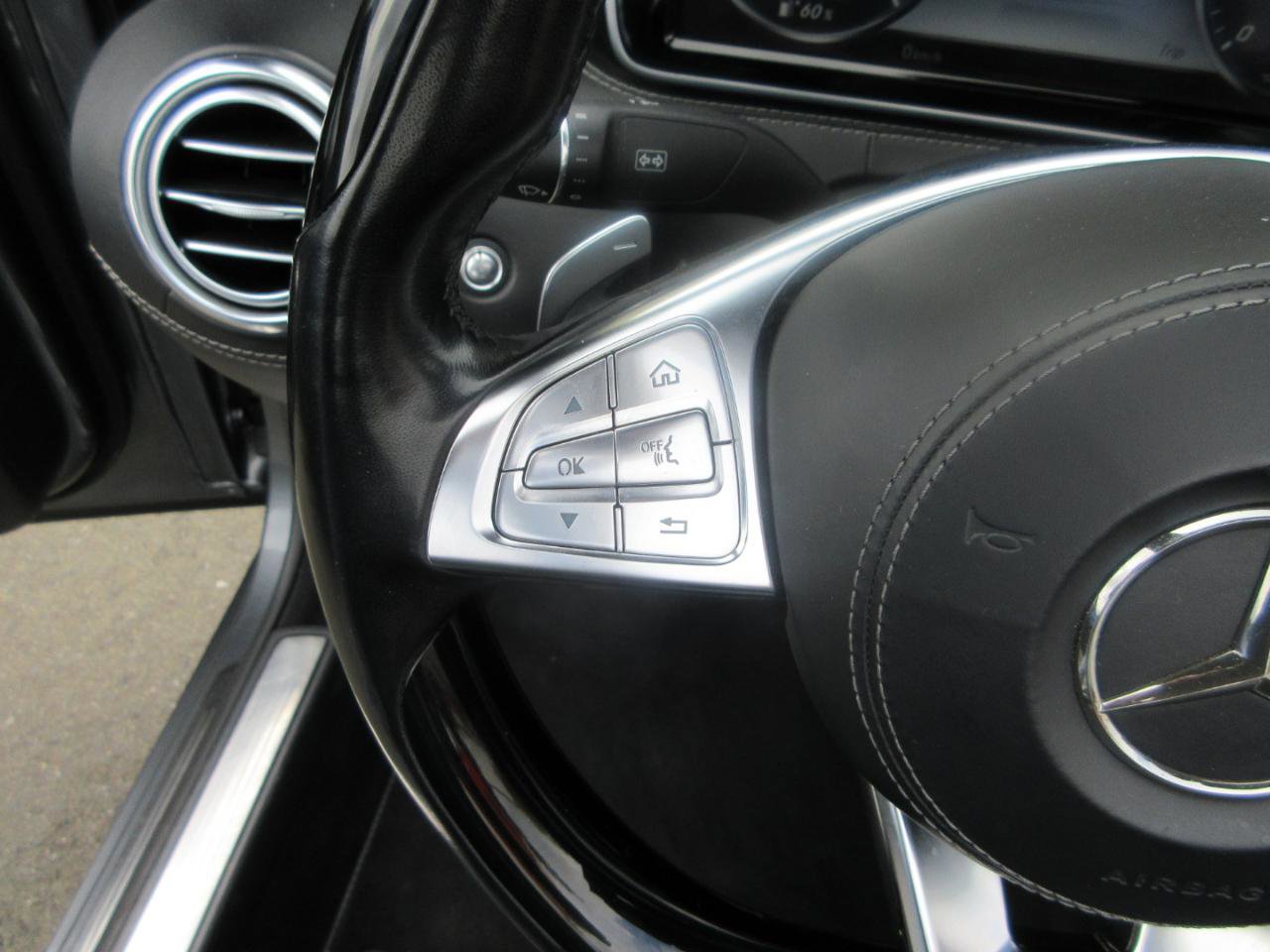 Used 2017 Mercedes-Benz S 550 Cabriolet image 33