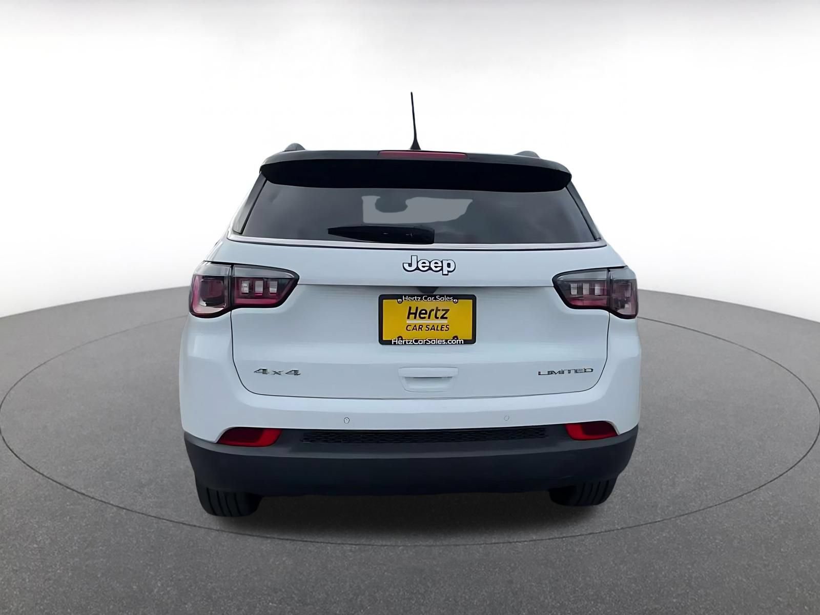 Used 2025 Jeep Compass Limited AWD/4WD image 12