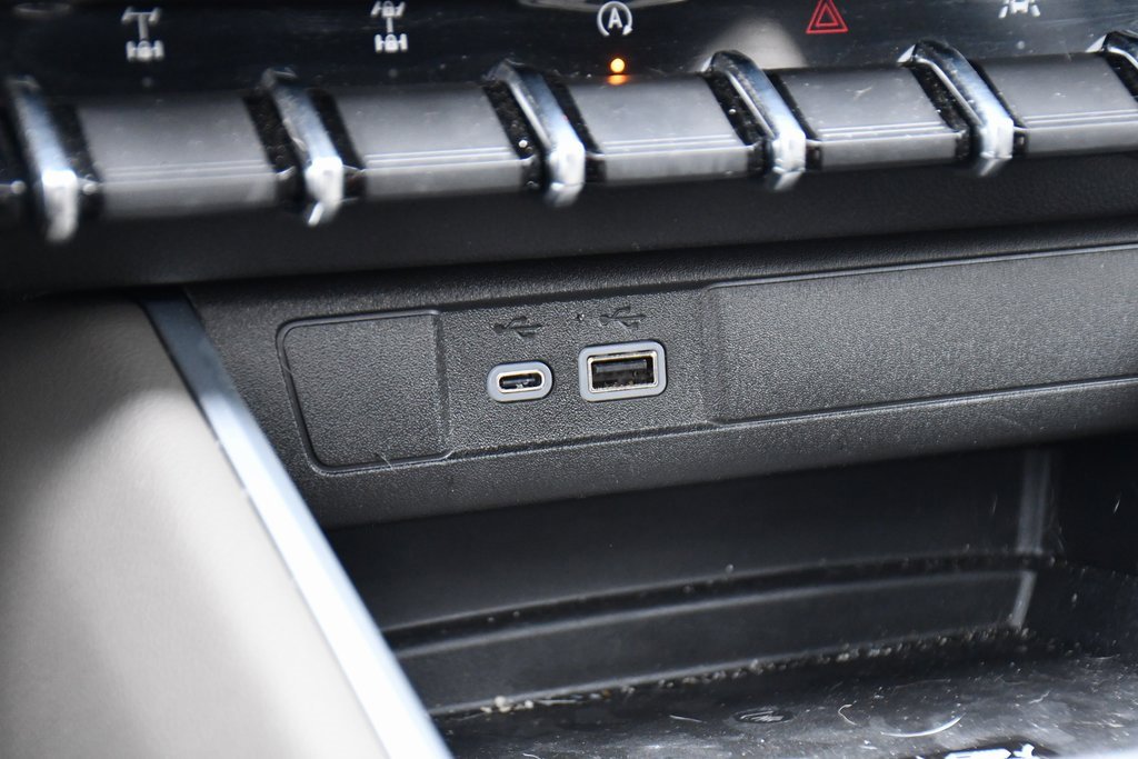 Used 2025 Chevrolet Colorado ZR2 image 33