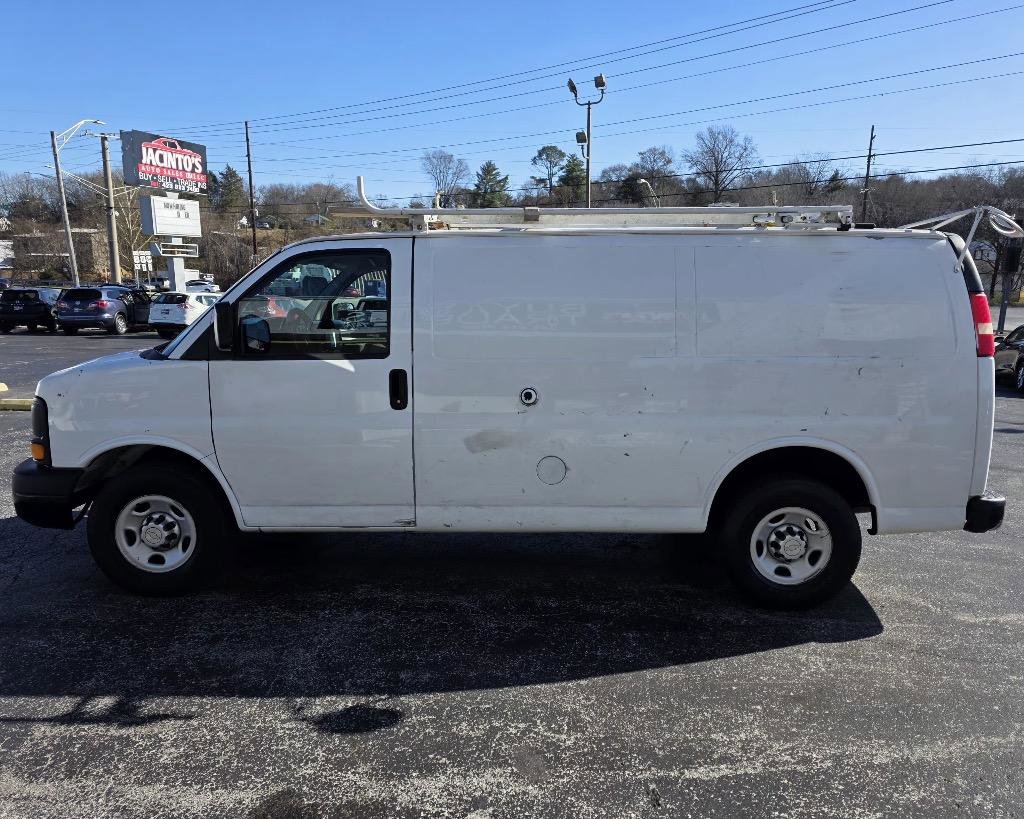 Used 2012 Chevrolet Express 2500 w/ Power Package image 3