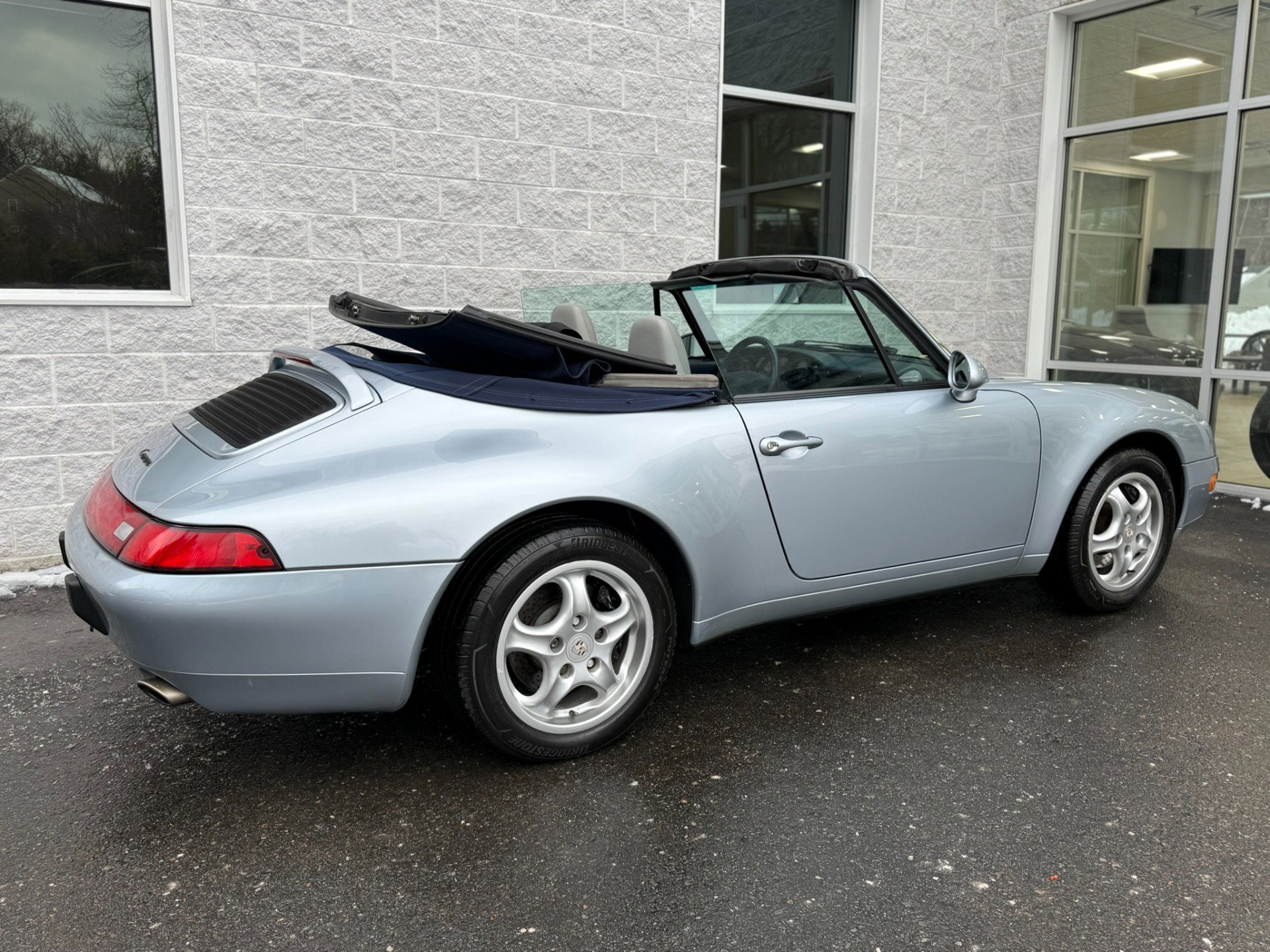 Used 1995 Porsche 911 Carrera image 28
