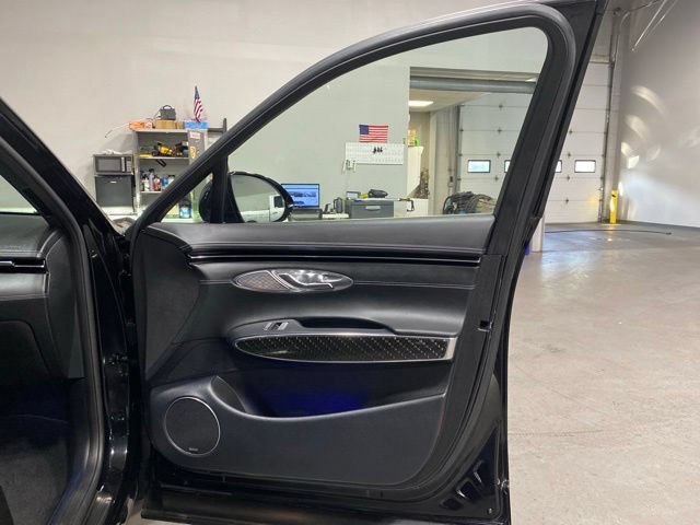 Used 2023 Genesis GV70 3.5T Sport w/ Sport Prestige Package AWD/4WD image 29