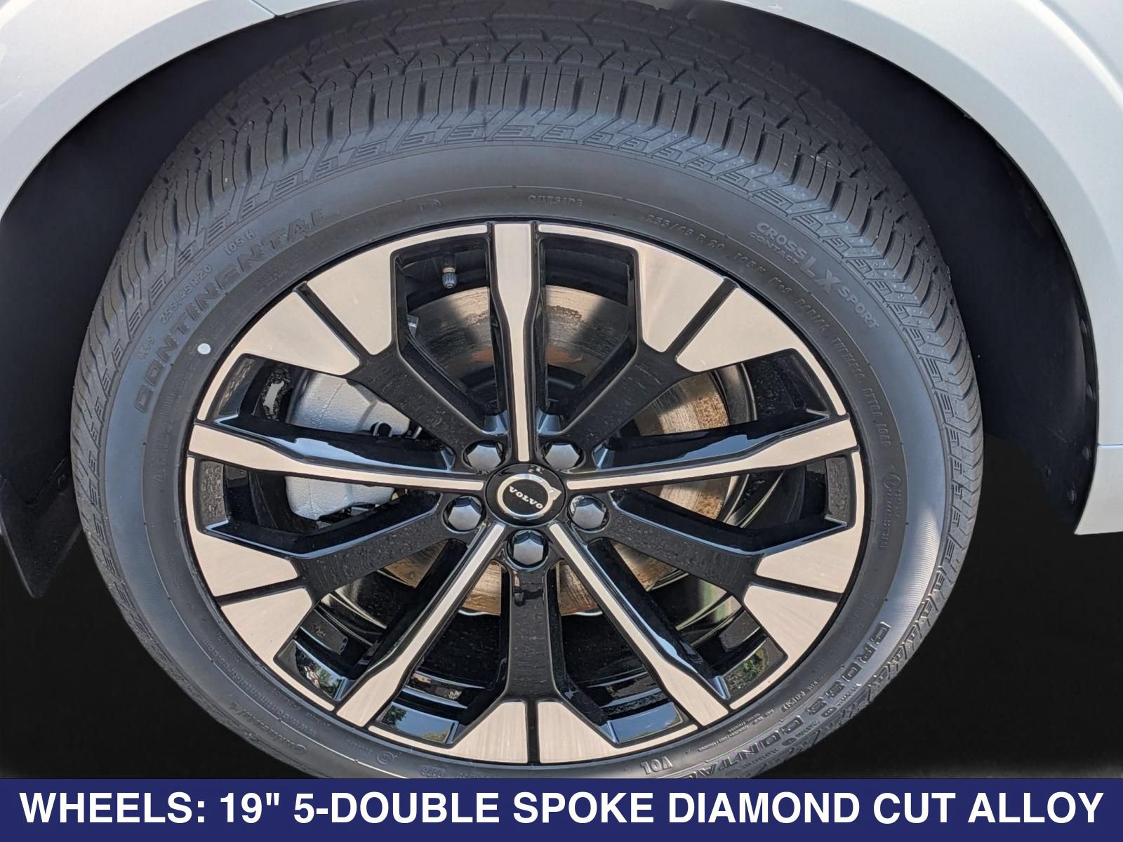 New 2026 Volvo XC60 T8 Plus w/ Protection Package Premier AWD/4WD image 30
