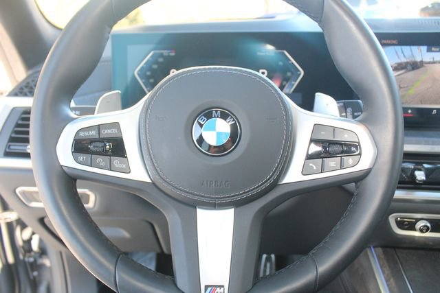 Used 2025 BMW X7 xDrive40i w/ M Sport Package image 17